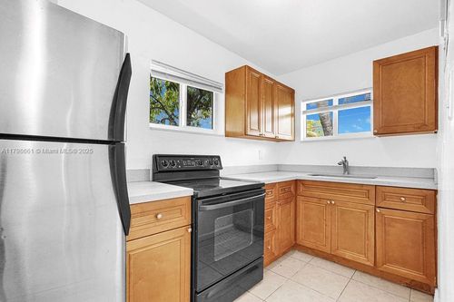 apt-2-1960 Sw 41st Ave, Fort Lauderdale, FL, 33317-6431 | Card Image