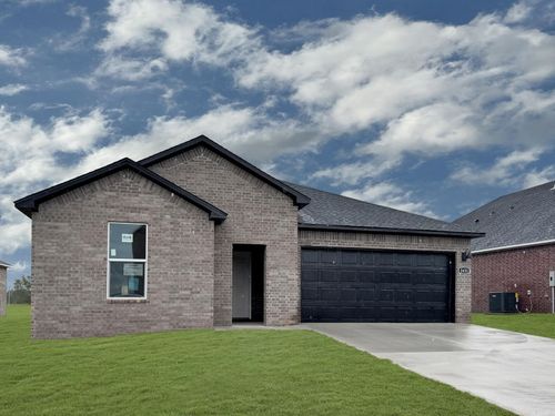 616 Riley Ln, Maumelle, AR, 72113-7873 | Card Image