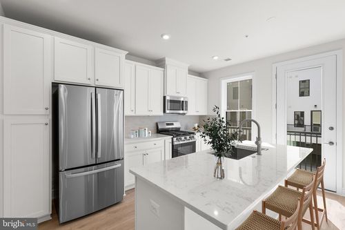 21744 Dollis Hill Ter, BROADLANDS, VA, 20148 | Card Image