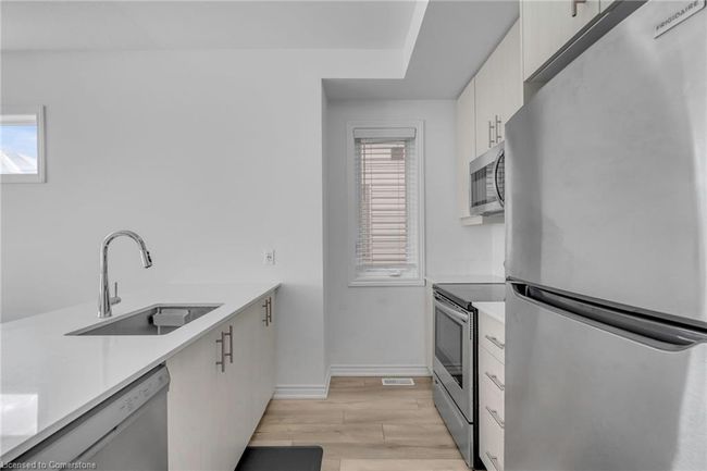 4 - 5000 Connor Dr, Townhouse with 3 bedrooms, 3 bathrooms and 2 parking in Beamsville ON | Image 15