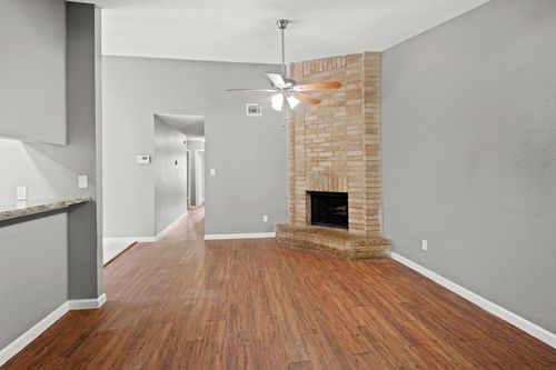 11217 Pender Ln, Stafford, TX, 77477-1238 | Card Image