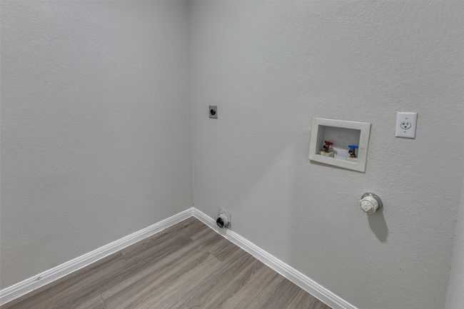 1514 Paint Brush Dr, House other with 3 bedrooms, 2 bathrooms and 2 parking in Lockhart TX | Image 17