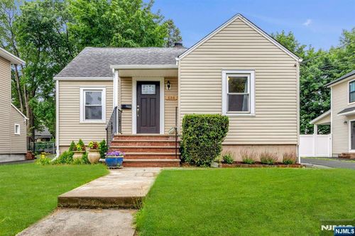 684 Asbury St, New Milford, NJ, 07646-2052 | Card Image