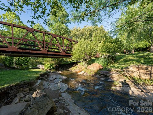 93-124 Lilikoi Ln, Asheville, NC, 28801 | Card Image