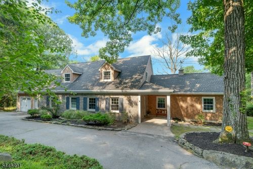 10 Brush Hill Rd, Kinnelon, NJ, 07405-2434 | Card Image