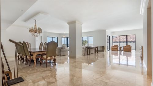 ph5-200 E Palmetto Park Rd, Boca Raton, FL, 33432-5623 | Card Image