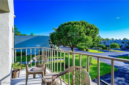 apt-726-3323 Olympic Dr, NAPLES, FL, 34105-5661 | Card Image