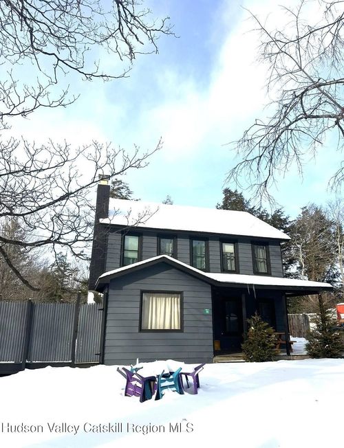 98 Spruce St, Tannersville, NY, 12485-5203 | Card Image