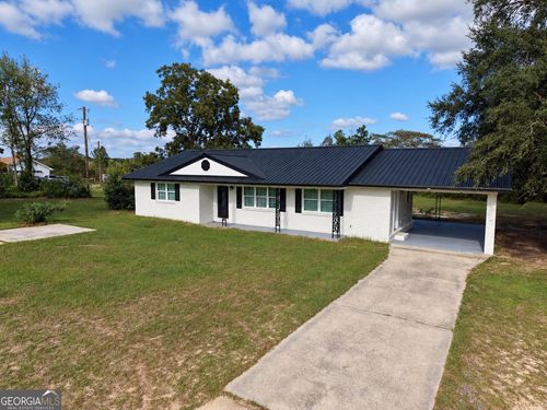3848 Hatch Pkwy N, Baxley, GA, 31513-1045 | Card Image