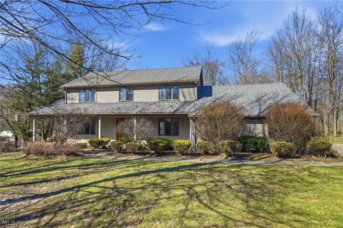 19649 Sagamore Rd, Walton Hills, OH, 44146-5215 | Card Image