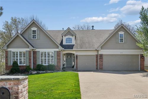 349 Palisades Ridge Ct, Eureka, MO, 63025-3736 | Card Image