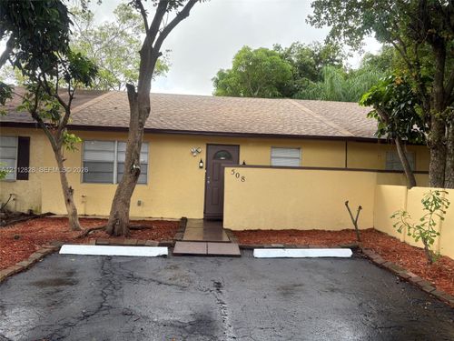 508 Nw 43rd Pl, Deerfield Beach, FL, 33064-2548 | Card Image