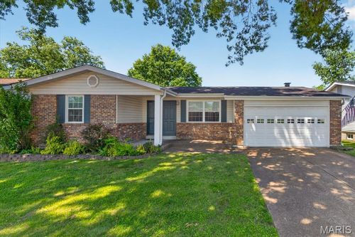 717 Whitewillow Ln, Manchester, MO, 63021-6621 | Card Image
