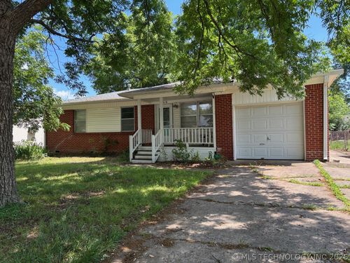 1318 3rd Pl, Pryor, OK, 74361-3019 | Card Image