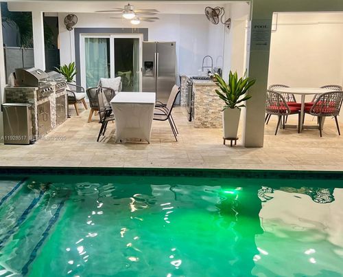 3675 Sw 26th St, Miami, FL, 33133-2010 | Card Image