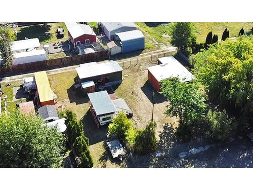 916 Robert St, Haines, OR, 97833-2518 | Card Image