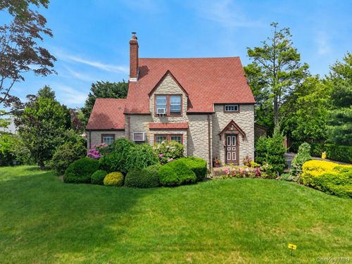 66 Walter Ave, Hicksville, NY, 11801-5344 | Card Image