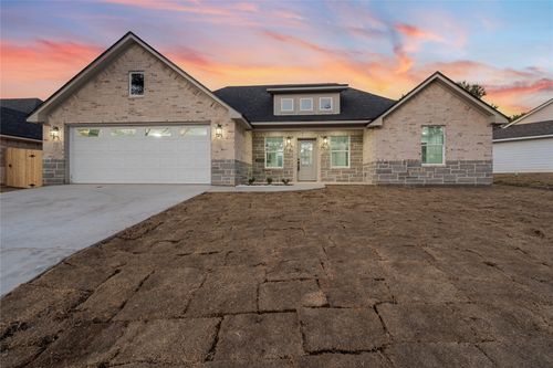 2505 Stewart Dr, Waco, TX, 76708-1134 | Card Image