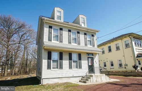 21 N Lenola Rd, Moorestown, NJ, 08057-1015 | Card Image