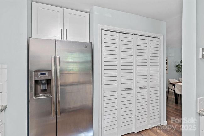 APT-5 - 3308 Selwyn Farms Ln, Condo with 2 bedrooms, 2 bathrooms and null parking in Charlotte NC | Image 22