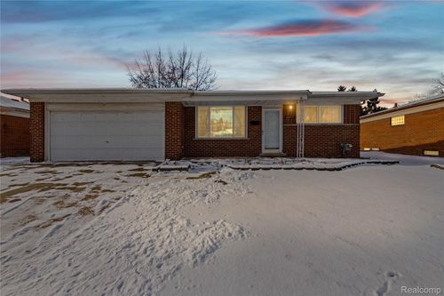 26717 Karen Ave, Warren, MI, 48091-1078 | Card Image