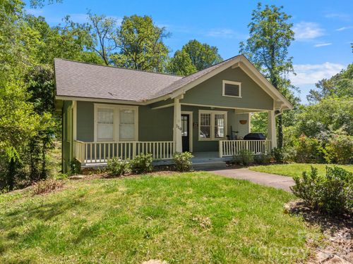 110 Grady Ave, Tryon, NC, 28782-3007 | Card Image