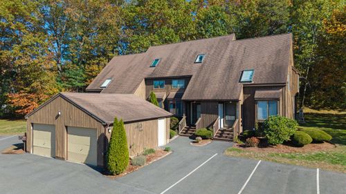 31-31 Spring Cove Rd, Nashua, NH, 03062-4443 | Card Image