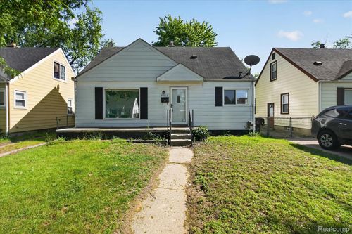 33953 Glover Street, Wayne, MI, 48184 | Card Image