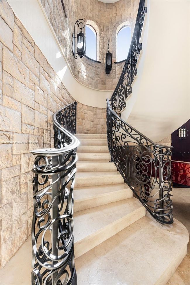 6016 Leonardo St, House other with 5 bedrooms, 6 bathrooms and null parking in Coral Gables FL | Image 16