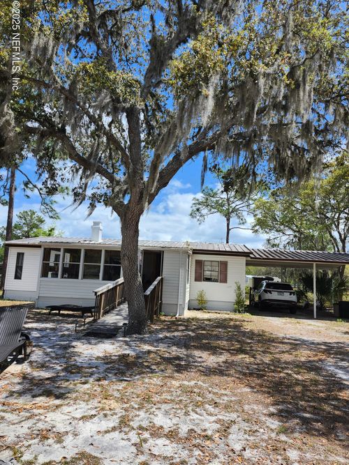 126 Miller Rd, Pomona Park, FL, 32181-2119 | Card Image