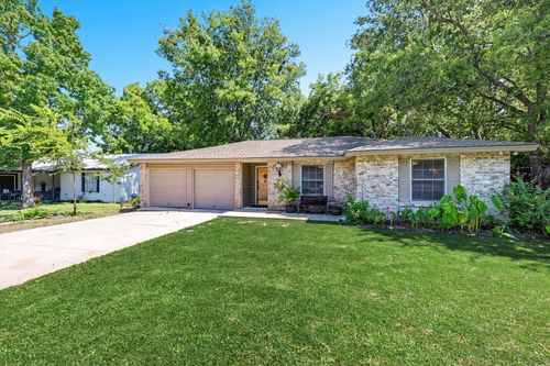 3705 Hollyridge Ct, Arlington, TX, 76015-3622 | Card Image