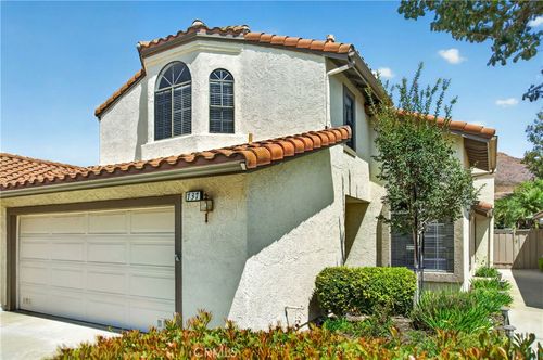 737 Congressional Rd, Simi Valley, CA, 93065-6603 | Card Image