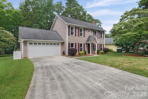 2527 Heathershire Ln, Matthews, NC, 28105-4080 | Card Image