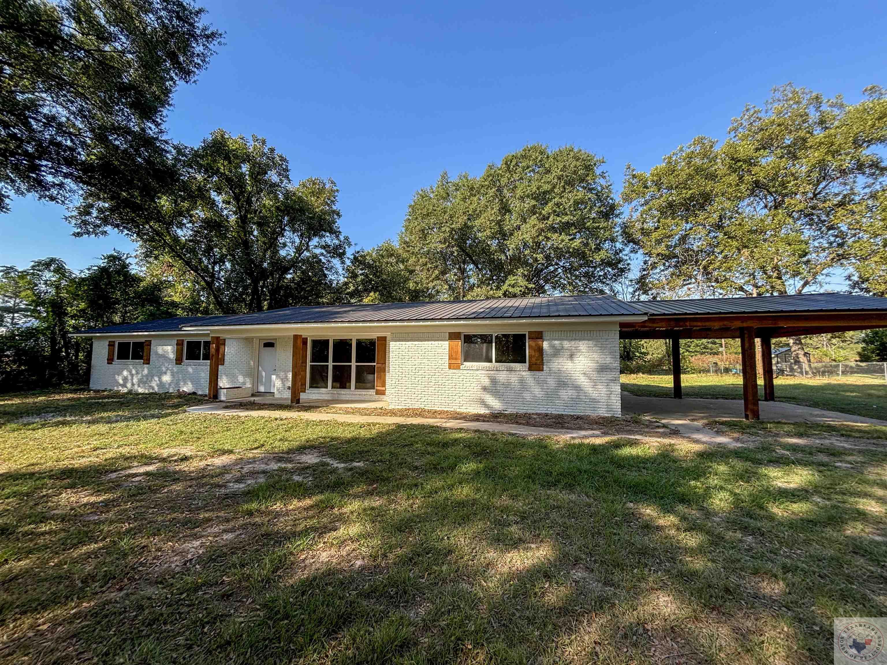 2002 Hwy 8, For Sale in New Boston Zoocasa