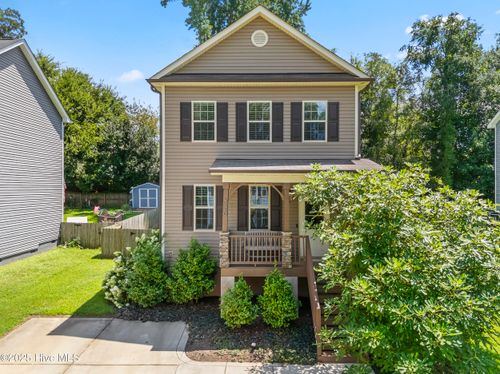 320 Chamberlain Dr, Clayton, NC, 27527-3998 | Card Image