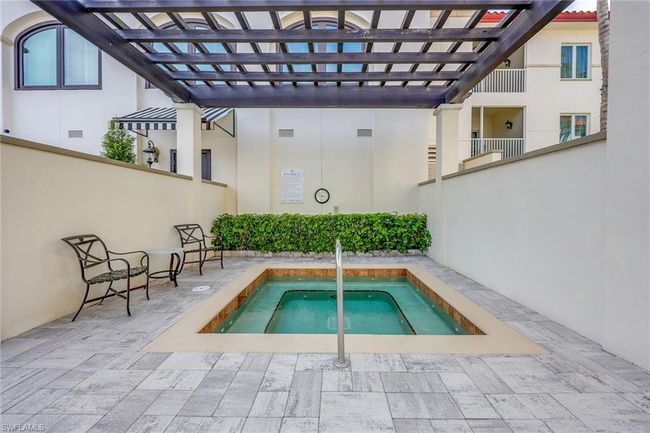 311 - 221 9 Th St S, Condo with 1 bedrooms, 1 bathrooms and null parking in NAPLES FL | Image 24