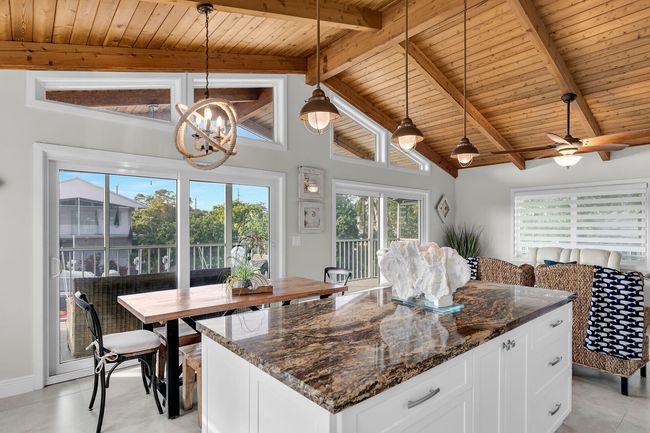 Vaulted ceilings through out | Image 6
