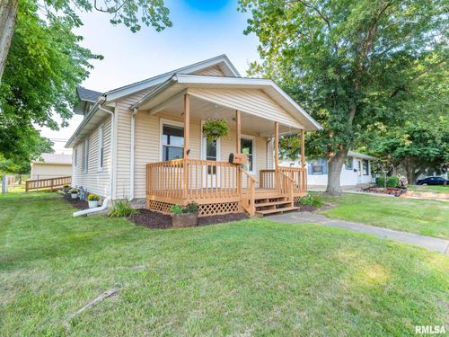 1501 Martha St, Pekin, IL, 61554-5035 | Card Image