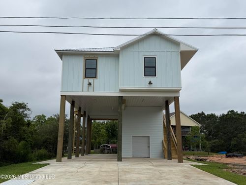 5011 Tennessee St, Bay Saint Louis, MS, 39520-7030 | Card Image