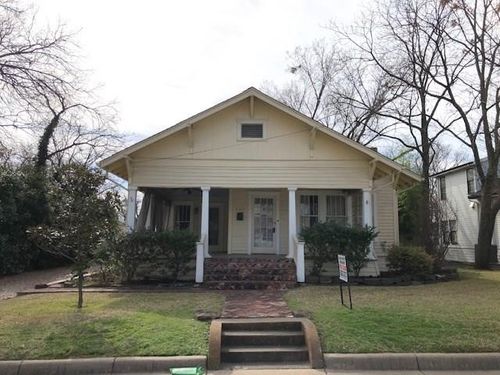 607 W Hunt St, Mckinney, TX, 75069-3709 | Card Image
