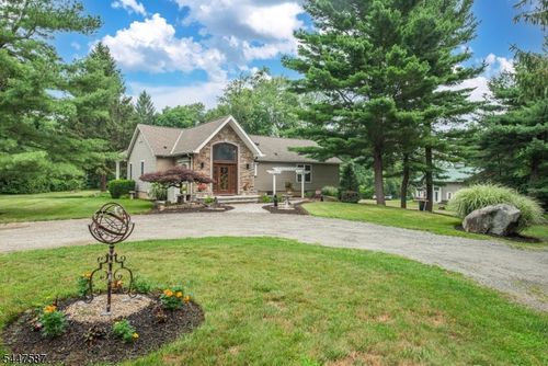1 Evergreen Dr, Chester, NJ, 07930 | Card Image