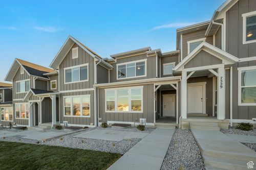 213-7586 S Opal Mountain Way, West Jordan, UT, 84081-3219 | Card Image