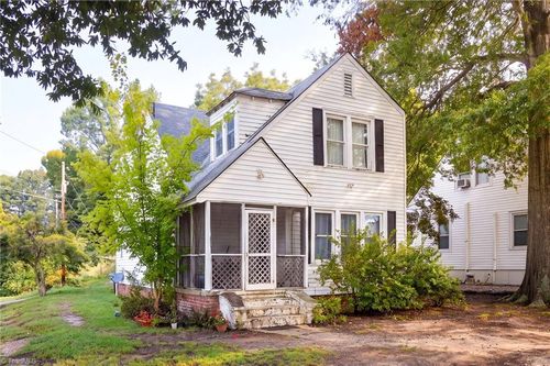 4010 S Main St, Winston Salem, NC, 27127-6049 | Card Image