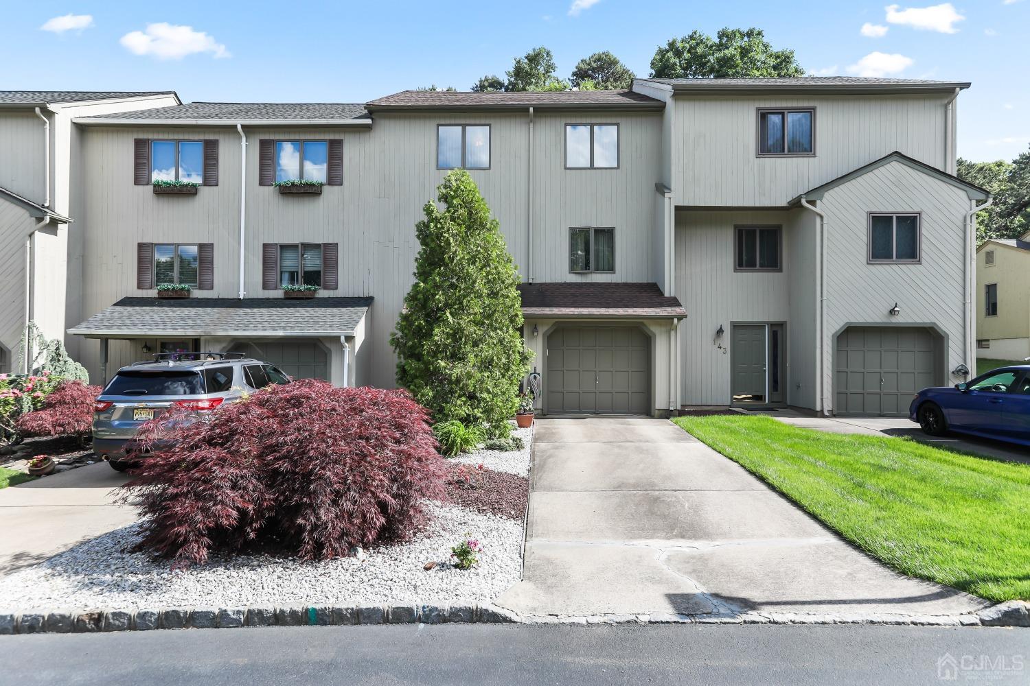 Redpine Loop, Old Bridge, NJ 08857