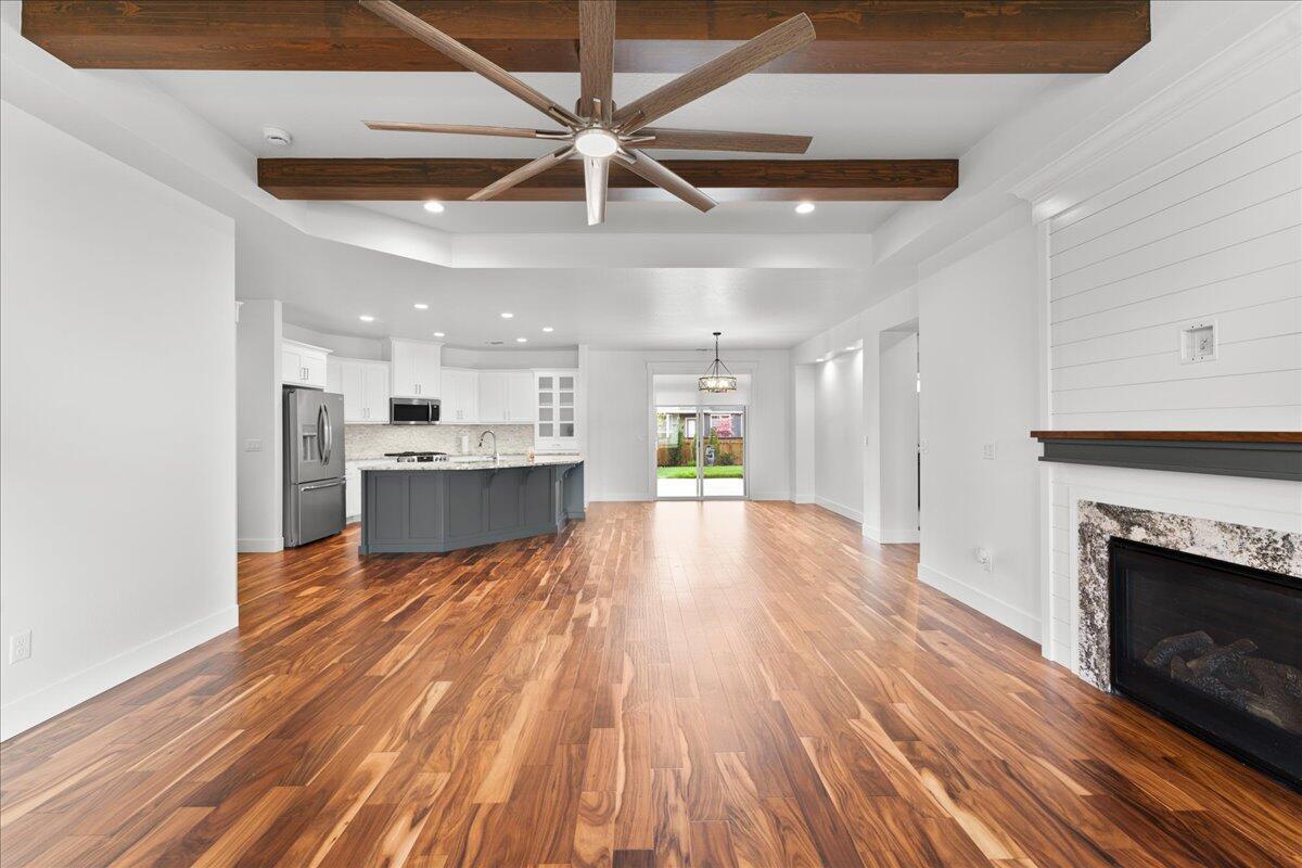 Residential in Central Point 5
