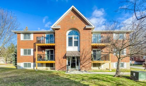 902-565 Greenfield Ave, Kitchener, ON, N2C2P5 | Card Image