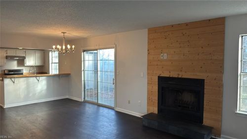 4620 Genoa Cir, Virginia Beach, VA, 23462-3158 | Card Image