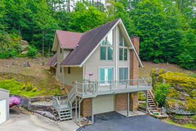 832 Cliffs Edge Road, House other with 3 bedrooms, 2 bathrooms and null parking in East Bernstadt KY | Image 3