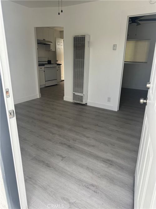 7134 Granger Ave, Bell Gardens, CA, 90201-3247 | Card Image