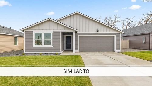 6117 Road 115, Pasco, WA, 99301-6372 | Card Image